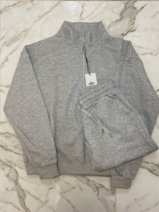 ALO Yoga Tops - ALO Yoga Quarter zip & Sweatpants